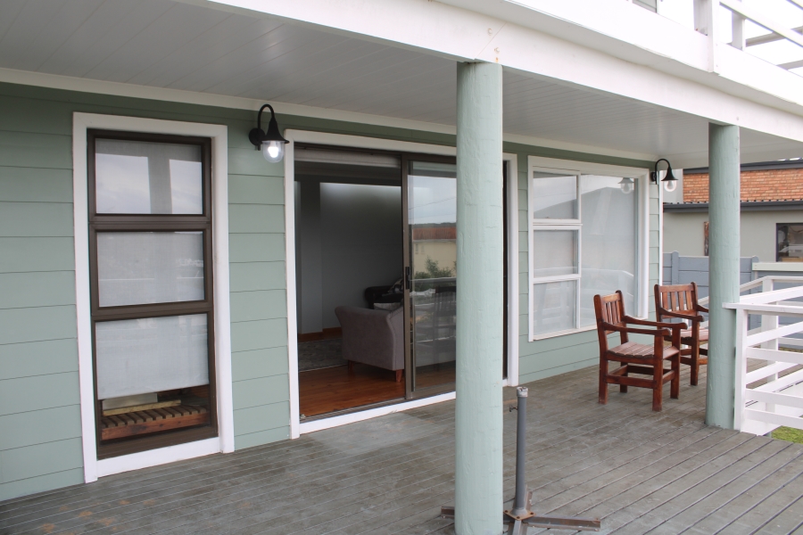 4 Bedroom Property for Sale in Stilbaai Wes Western Cape
